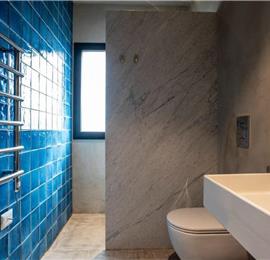 6 bedroom villa with pool and sea views near Noto, Sicily, sleeps 12